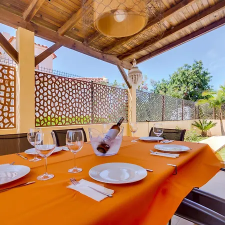 Villa Esmeralda *